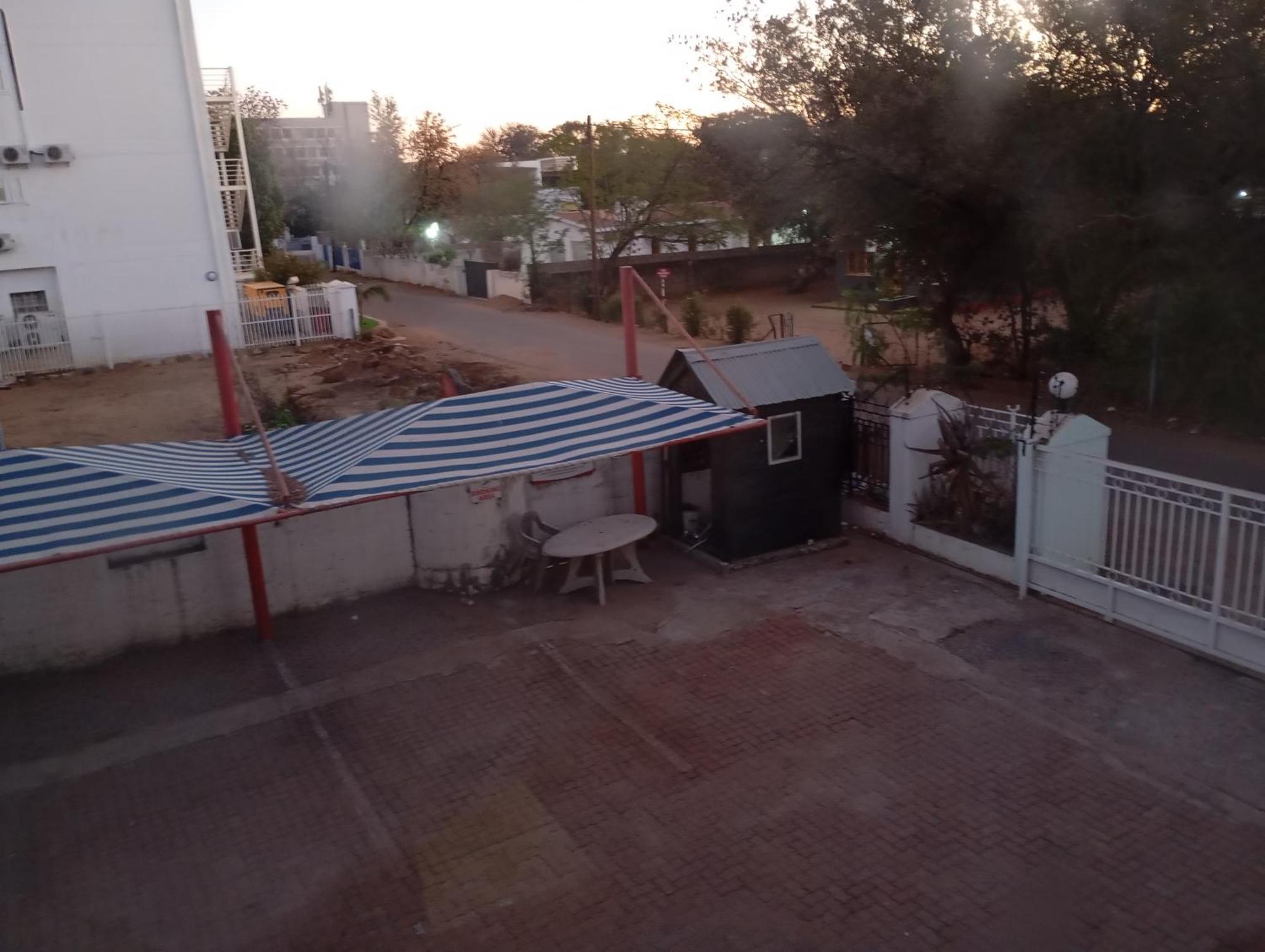 Brackendene Lodge Gaborone Eksteriør bilde