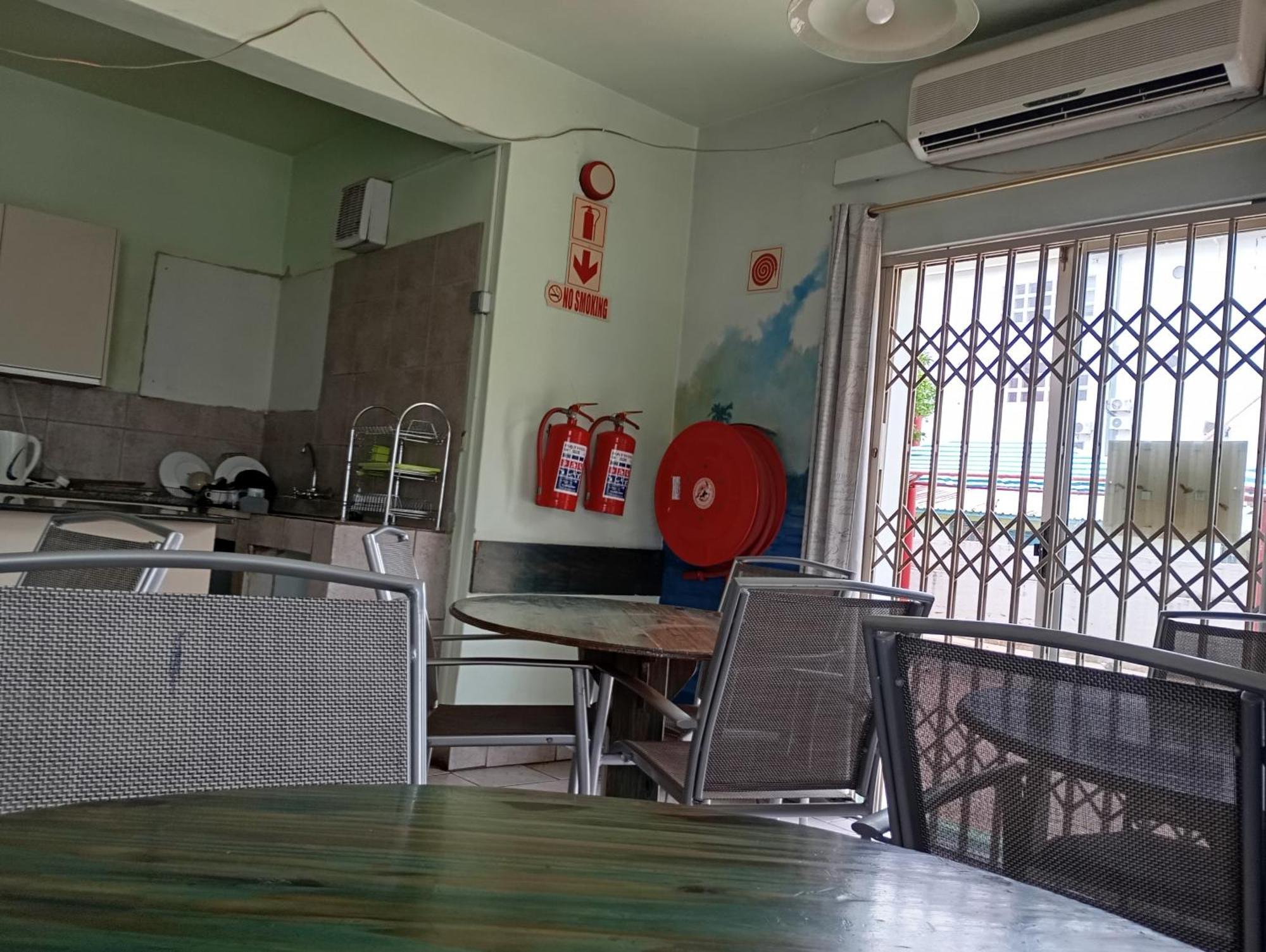 Brackendene Lodge Gaborone Eksteriør bilde